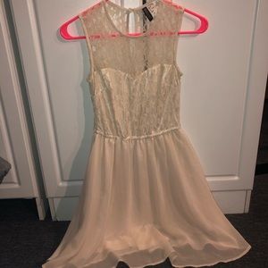 Lace Sleeveless Dress